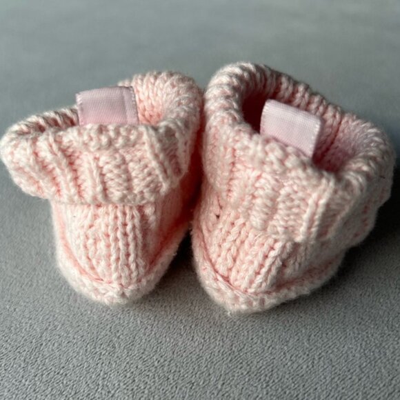 3 for $25 ~ Knit Kitty Cat Baby Boot Slippers ~ Baby Size 0-3 Months - Picture 2 of 5